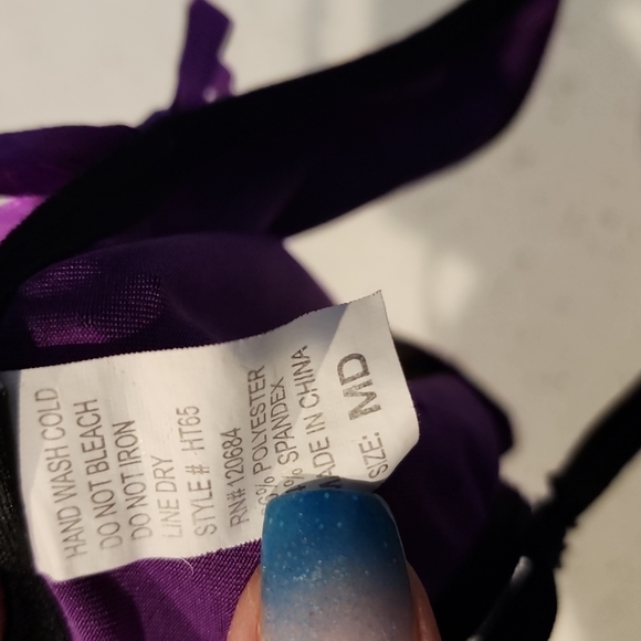 Size 34B corset with matching size MD panties - Picture 7 of 7